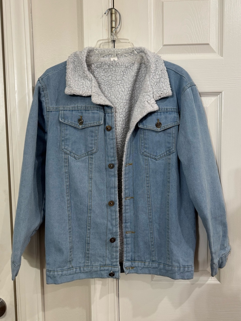 Light Blue Sherpa-Lined Denim Jacket with Cozy Collar
